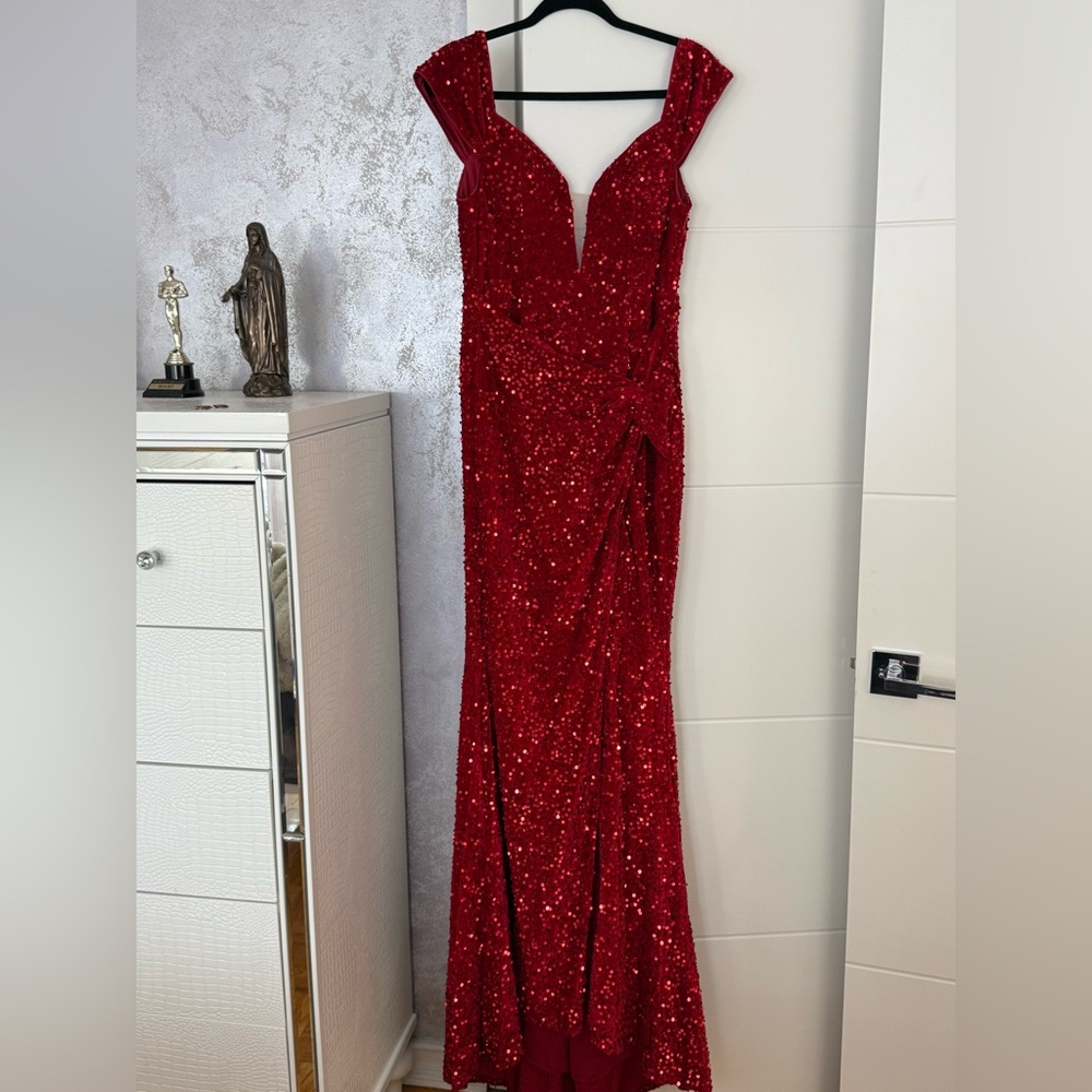 Elegant Red Sequin Evening Gown
